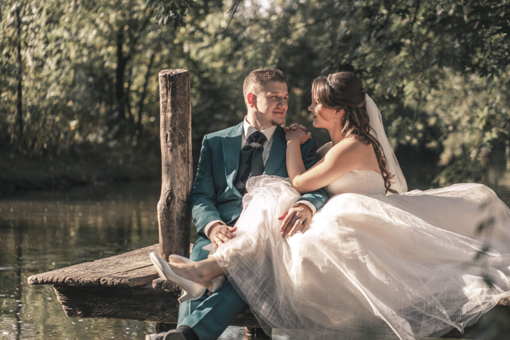 Brautpaarshooting am Wasser in der Günther-Klotz-Anlage Karlsruhe